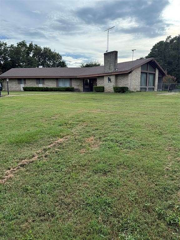 4.18 Acres of Improved Mixed-Use Land for Sale in Tyler, Texas