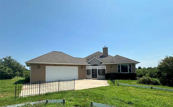 4 Acres of Residential Land with Home for Sale in Afton, Iowa