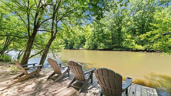 5 Acres of Residential Land with Home for Sale in Murfreesboro, Arkansas