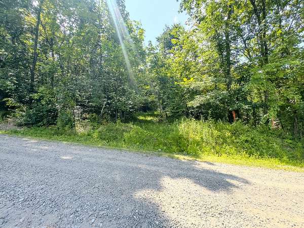 5 Acres of Recreational Land for Sale in Salesville, Ohio