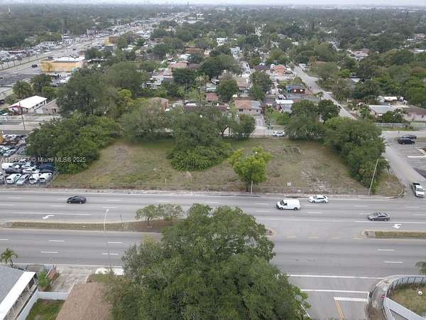 0.96 Acres of Land for Sale in Miami, Florida