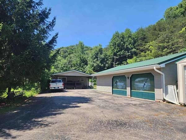 2.5 Acres of Residential Land with Home for Sale in Harpers Ferry, Iowa