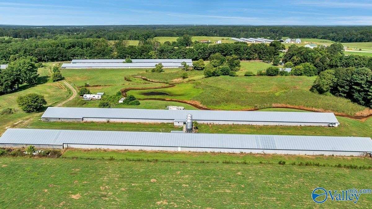 90 Acres of Agricultural Land for Sale in Boaz, Alabama