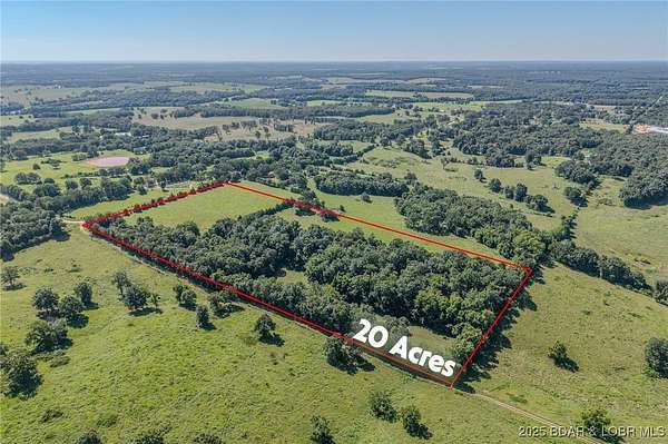 20 Acres of Agricultural Land for Sale in Lebanon, Missouri