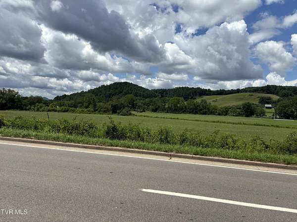 25.3 Acres of Land for Sale in Mountain City, Tennessee