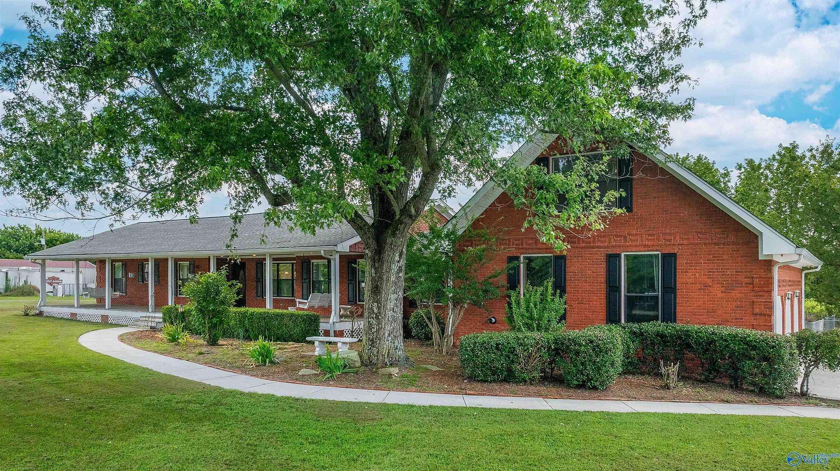 36 Acres of Agricultural Land with Home for Sale in Fort Payne, Alabama