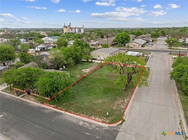 0.15 Acres of Mixed-Use Land for Sale in Lampasas, Texas