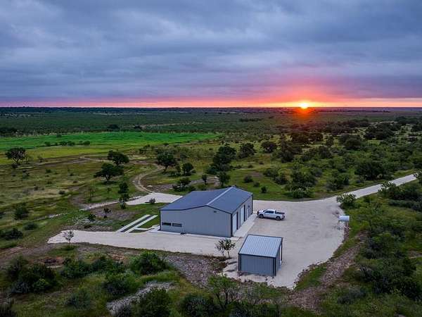 1,042 Acres of Land for Sale in Melvin, Texas