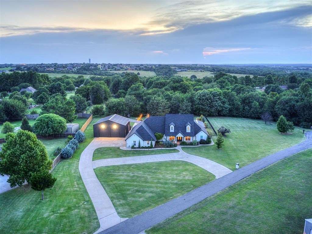 1.89 Acres of Residential Land with Home for Sale in Newcastle, Oklahoma