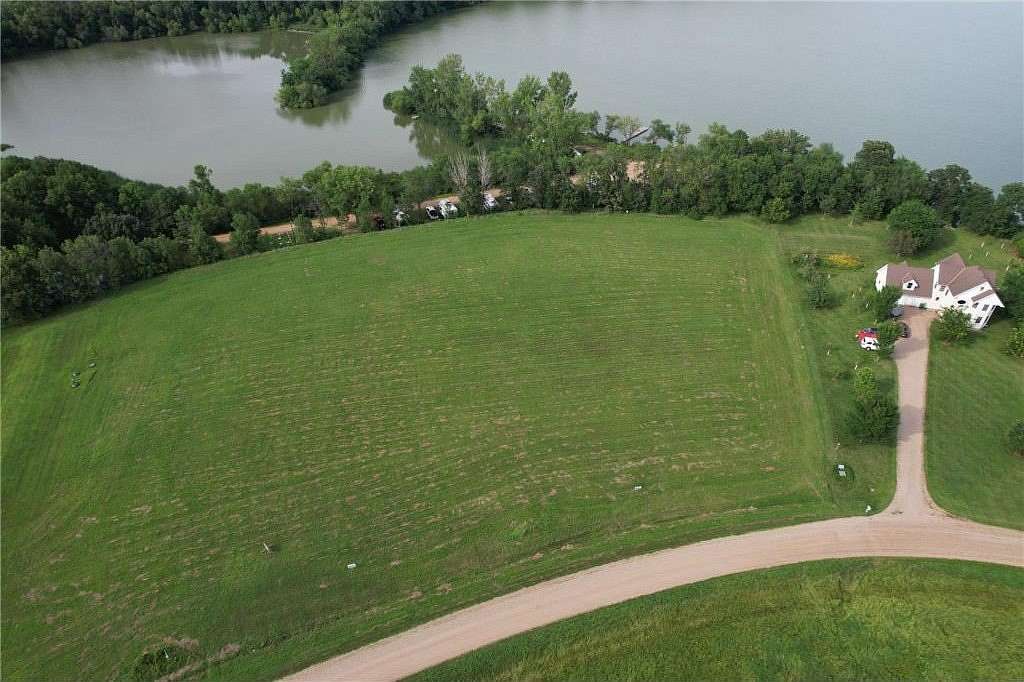 1.25 Acres of Residential Land for Sale in Manyaska Township, Minnesota