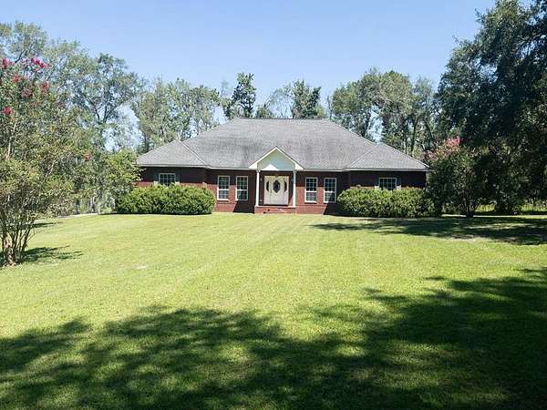 4.1 Acres of Residential Land with Home for Sale in Vidalia, Georgia