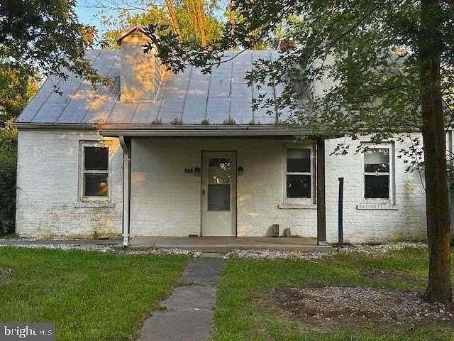 2.5 Acres of Residential Land with Home for Sale in Stephens City, Virginia