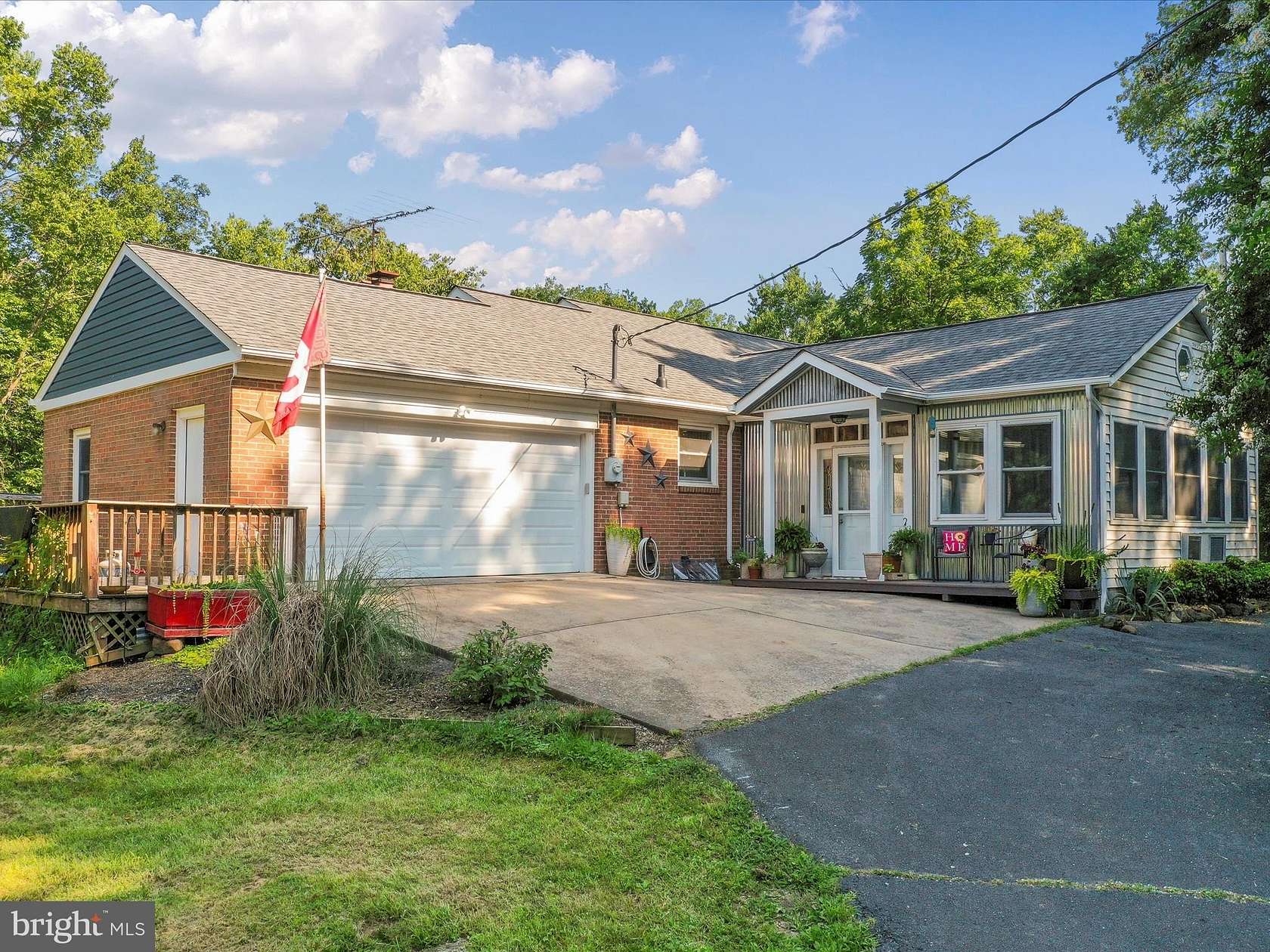 5 Acres of Residential Land with Home for Sale in Front Royal, Virginia