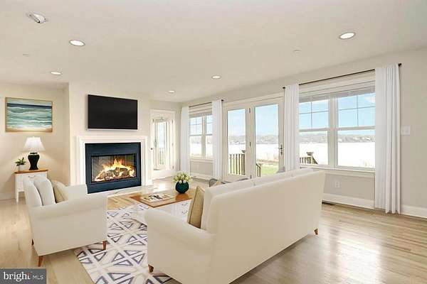 5.66 Acres of Residential Land with Home for Lease in Annapolis, Maryland