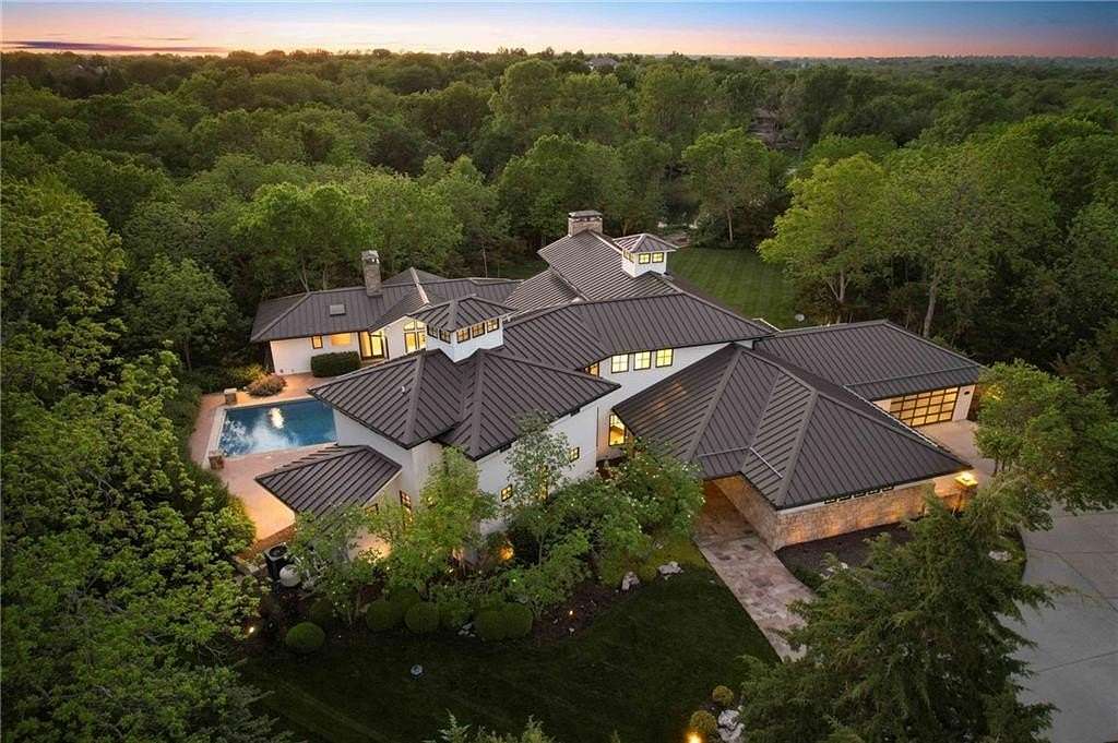 2.47 Acres of Land with Home for Sale in Overland Park, Kansas