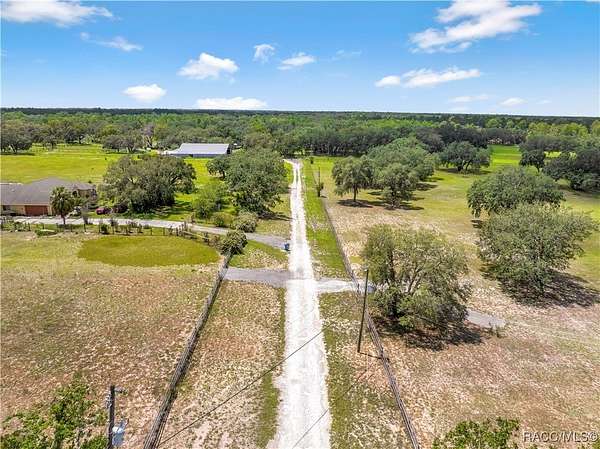 4.7 Acres of Residential Land for Sale in Weeki Wachee, Florida