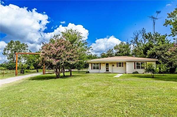 32 Acres of Agricultural Land with Home for Sale in North Zulch, Texas