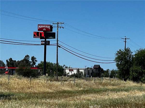 7.82 Acres of Improved Mixed-Use Land for Sale in Orland, California