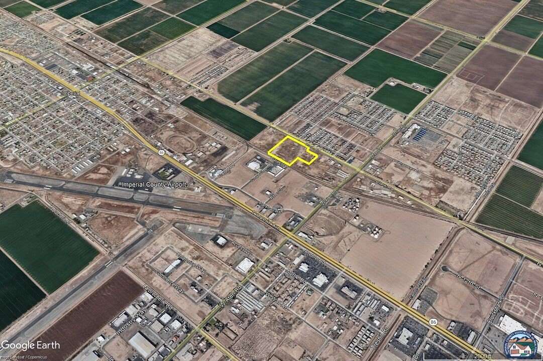 21 Acres of Mixed-Use Land for Sale in Imperial, California