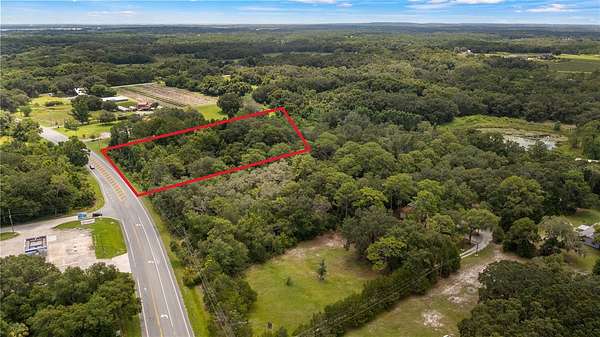 4 Acres of Mixed-Use Land for Sale in Yalaha, Florida