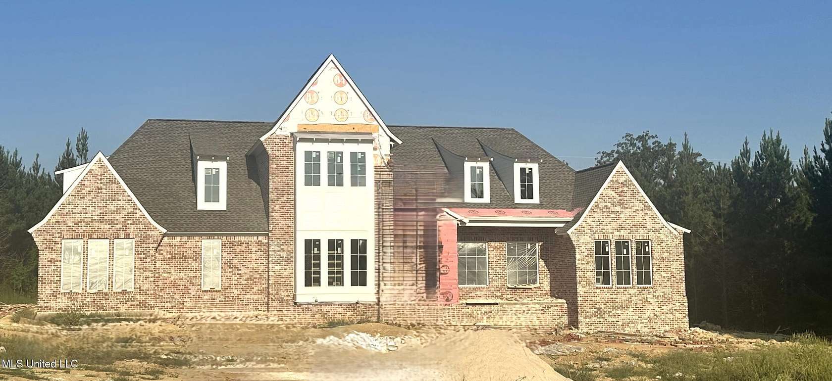 3.63 Acres of Residential Land with Home for Sale in Brandon, Mississippi