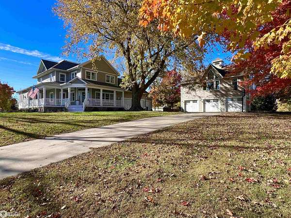 1.65 Acres of Residential Land with Home for Sale in Newton, Iowa