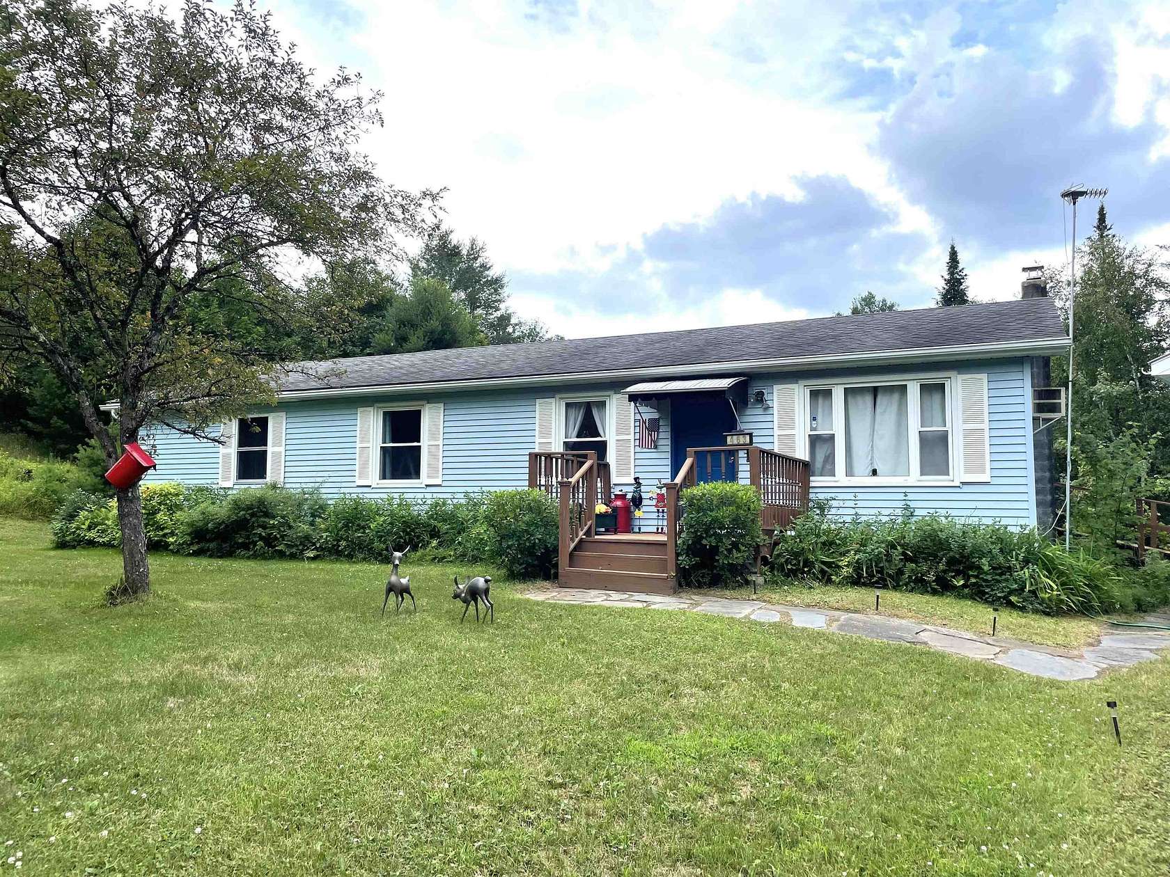 3.1 Acres of Residential Land with Home for Sale in Woodbury, Vermont