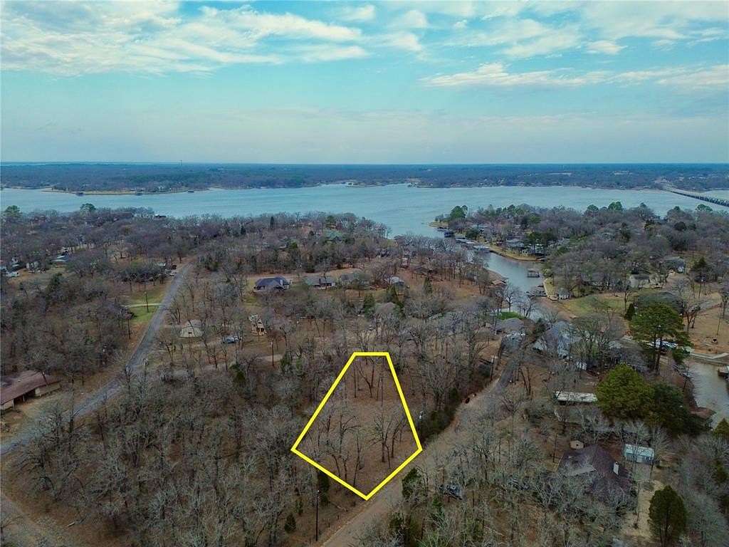 0.38 Acres of Residential Land for Sale in Malakoff, Texas