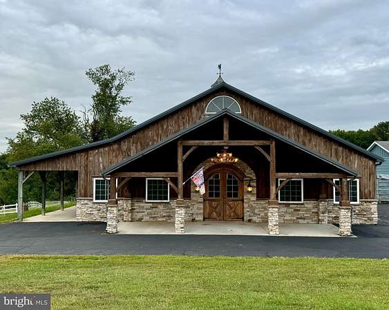 24 Acres of Agricultural Land with Home for Lease in Earleville, Maryland