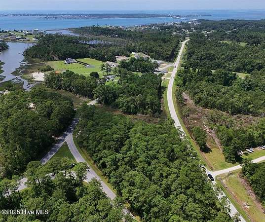 1.2 Acres of Residential Land for Sale in Beaufort, North Carolina
