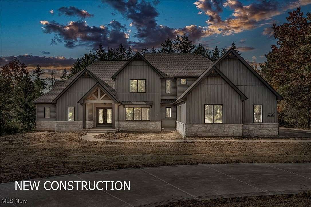 1.8 Acres of Residential Land with Home for Sale in Moreland Hills, Ohio