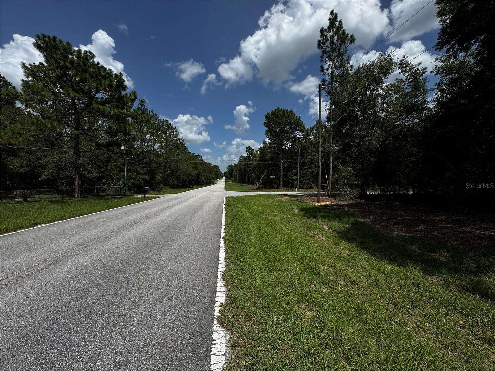 1 Acre of Residential Land for Sale in Dunnellon, Florida