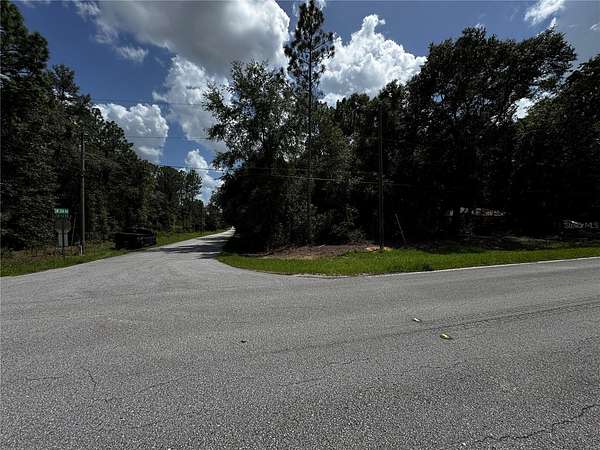 1 Acre of Residential Land for Sale in Dunnellon, Florida