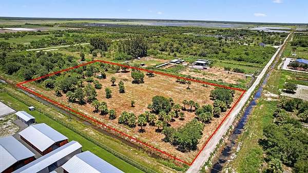 5 Acres of Land for Sale in Loxahatchee Groves, Florida