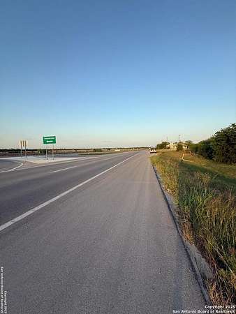 1 Acre of Land for Sale in Elmendorf, Texas