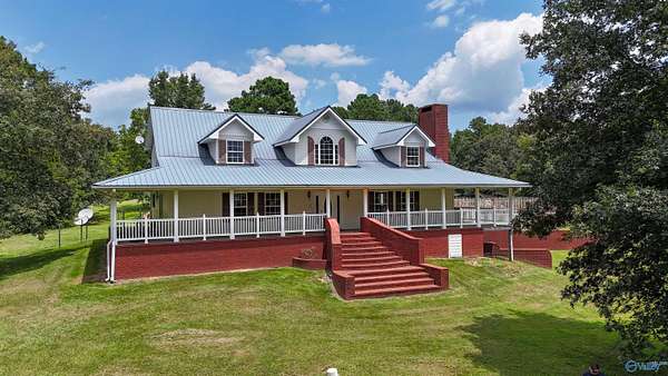 20 Acres of Agricultural Land with Home for Sale in Hackleburg, Alabama