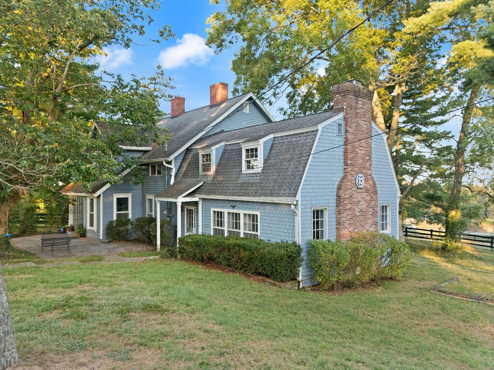 2.44 Acres of Residential Land with Home for Sale in Richmond, Kentucky