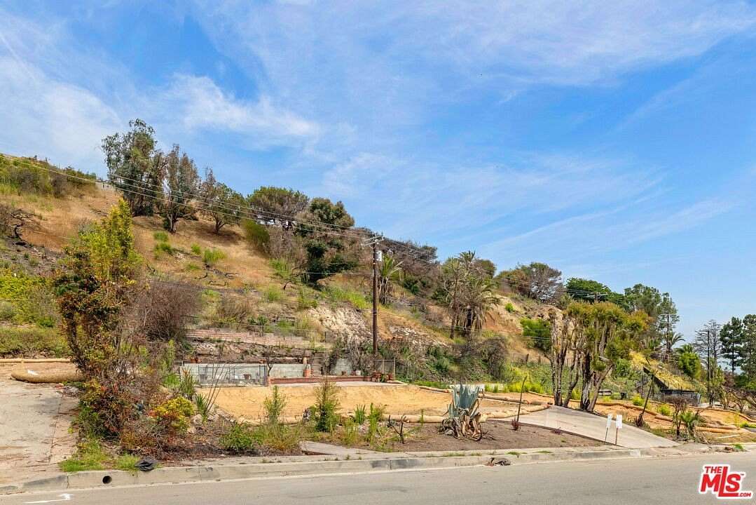0.29 Acres of Residential Land for Sale in Pacific Palisades, California