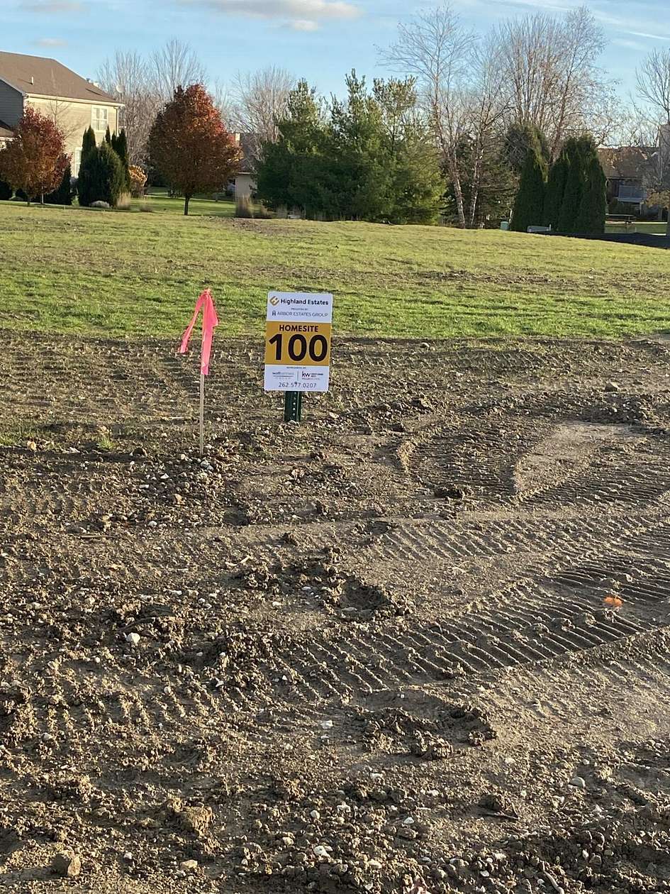 0.35 Acres of Residential Land for Sale in Pleasant Prairie, Wisconsin