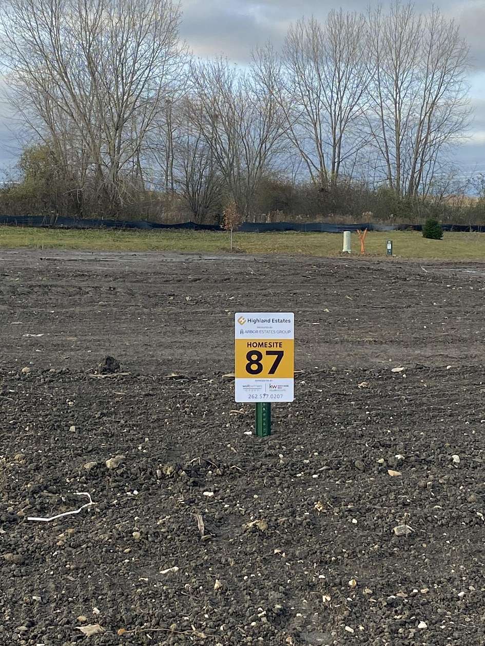 0.35 Acres of Residential Land for Sale in Pleasant Prairie, Wisconsin