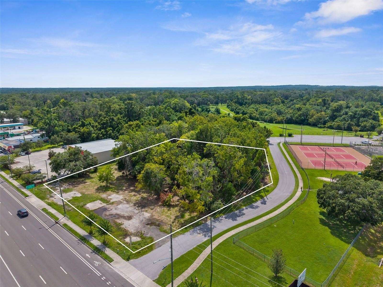 1.37 Acres of Commercial Land for Sale in Brooksville, Florida