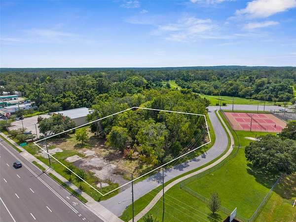 1.37 Acres of Commercial Land for Sale in Brooksville, Florida