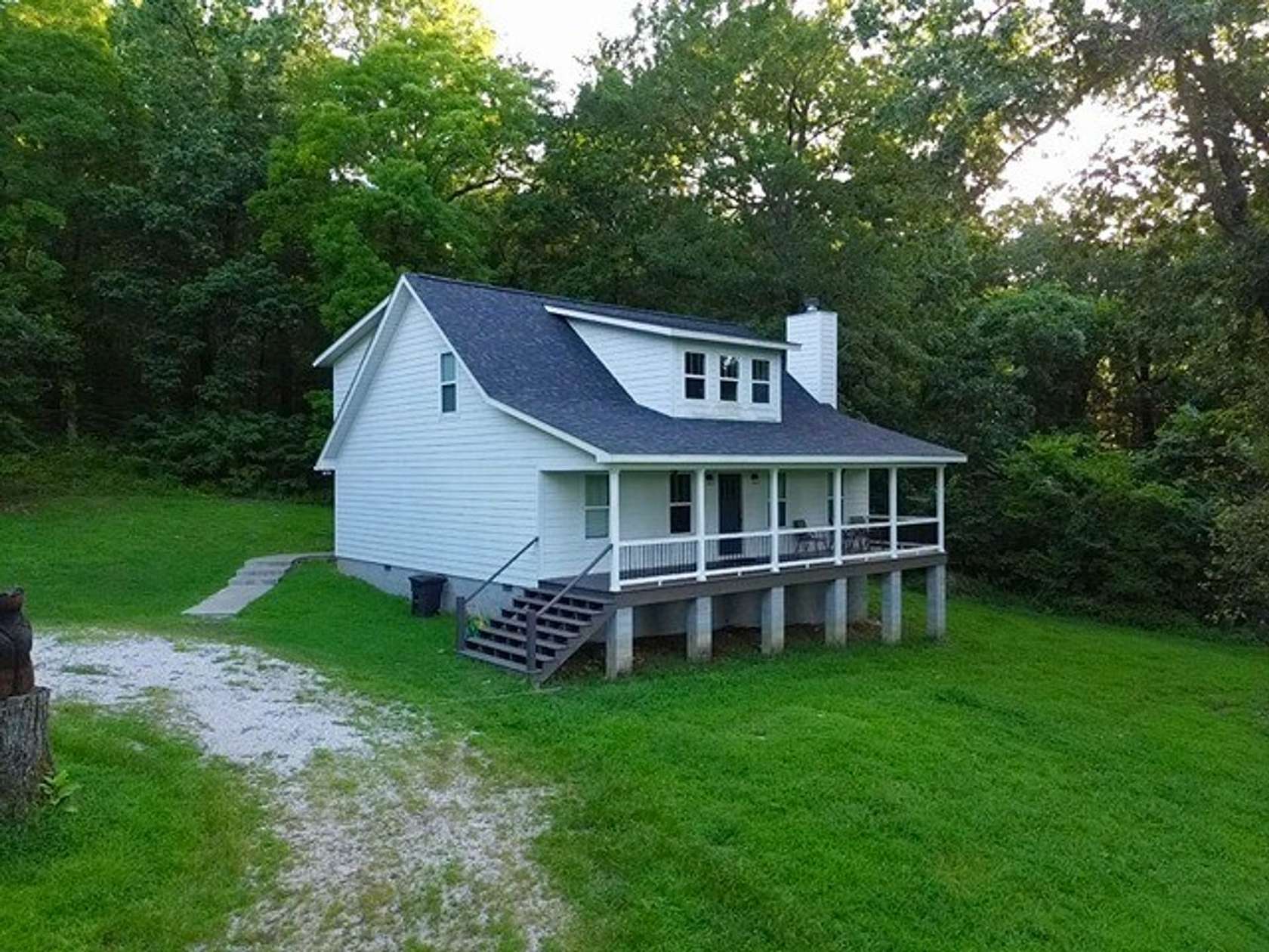 6.57 Acres of Land with Home for Sale in Mountain View, Arkansas