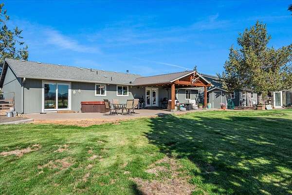 5 Acres of Land with Home for Sale in Redmond, Oregon