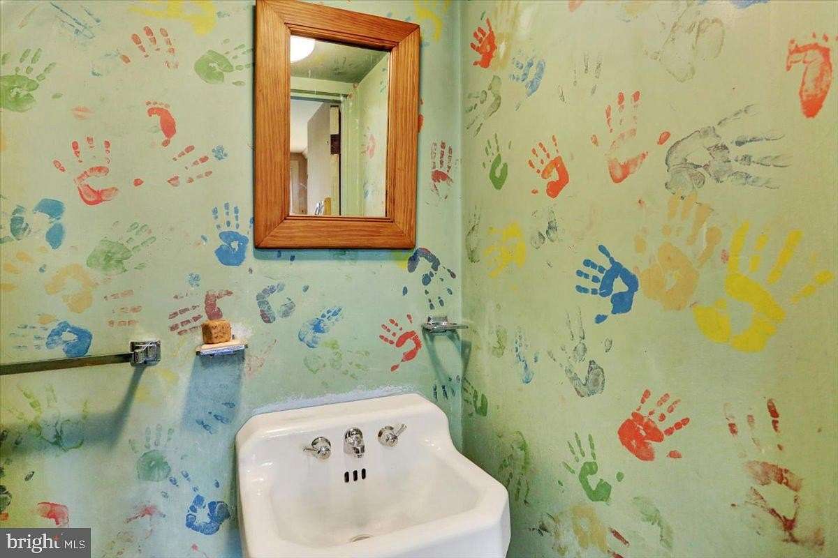 33.5 Acres of Recreational Land with Home for Sale in Hamburg, Pennsylvania