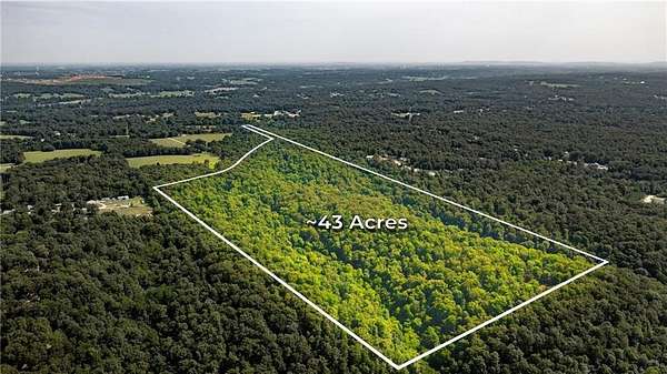 42.5 Acres of Recreational Land for Sale in Fayetteville, Arkansas