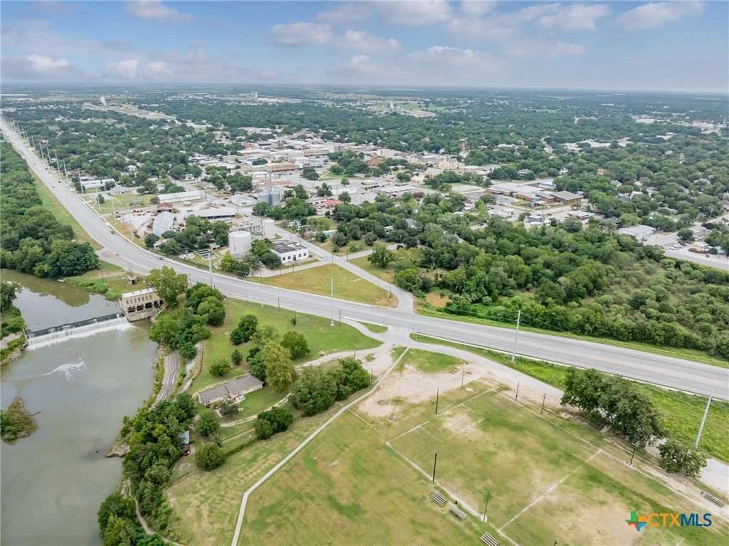 2.73 Acres of Improved Commercial Land for Sale in Gonzales, Texas