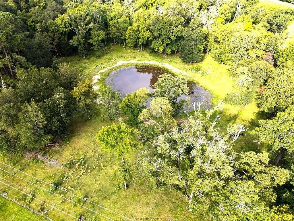 10 Acres of Recreational Land for Sale in Midway, Texas