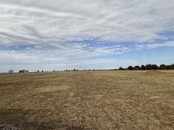 10 Acres of Land for Sale in Apache, Oklahoma
