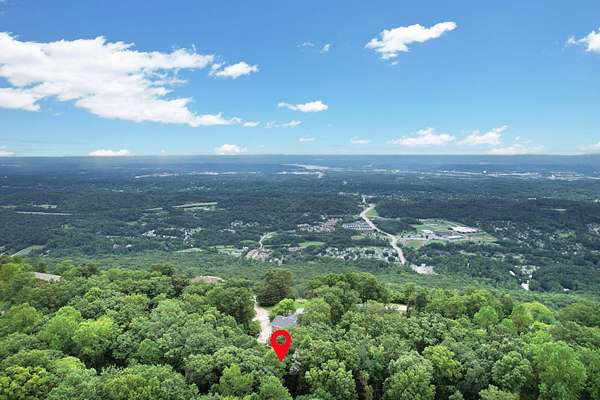 1.1 Acres of Residential Land for Sale in Signal Mountain, Tennessee